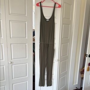 Olive Green Sleeveless Jumpsuit
